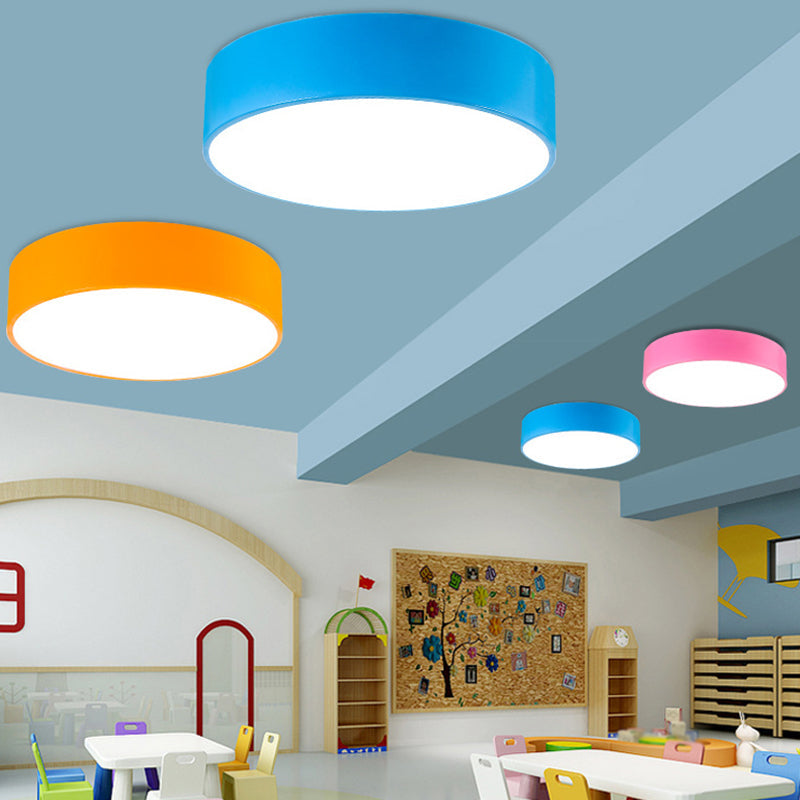 Durable acrylic construction throughout