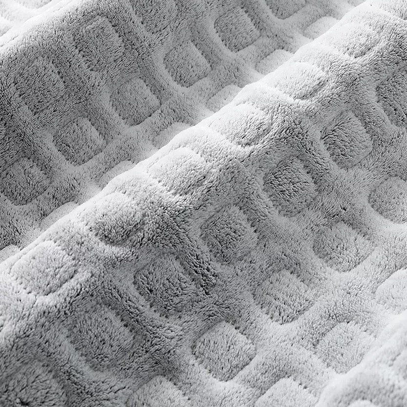 Heats fast keeps clean longer