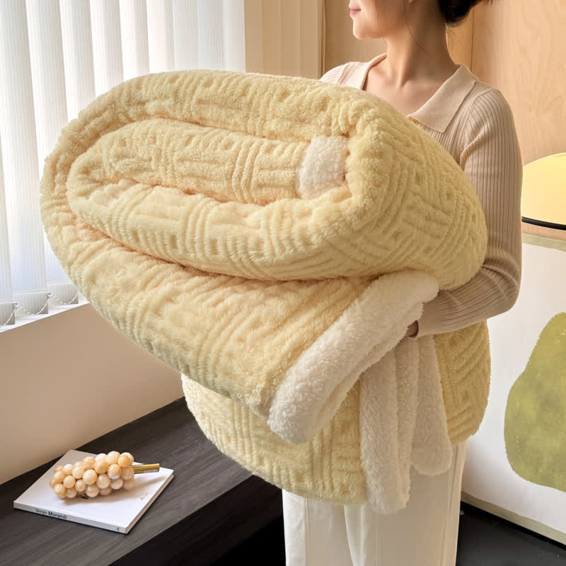 Birgit | Warm Weighted Blanket in Textured Fleece for Bedroom