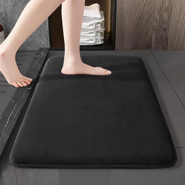 Hedda | Coral Velvet Bath Mat with Non-Slip Finish in Natural Beige