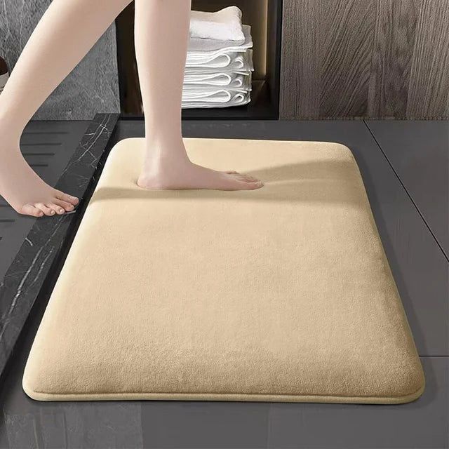 Hedda | Coral Velvet Bath Mat with Non-Slip Finish in Natural Beige