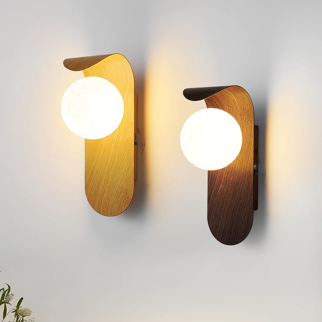 Icar | Scandinavian Wall Light in Natural Wood with Warm Glow