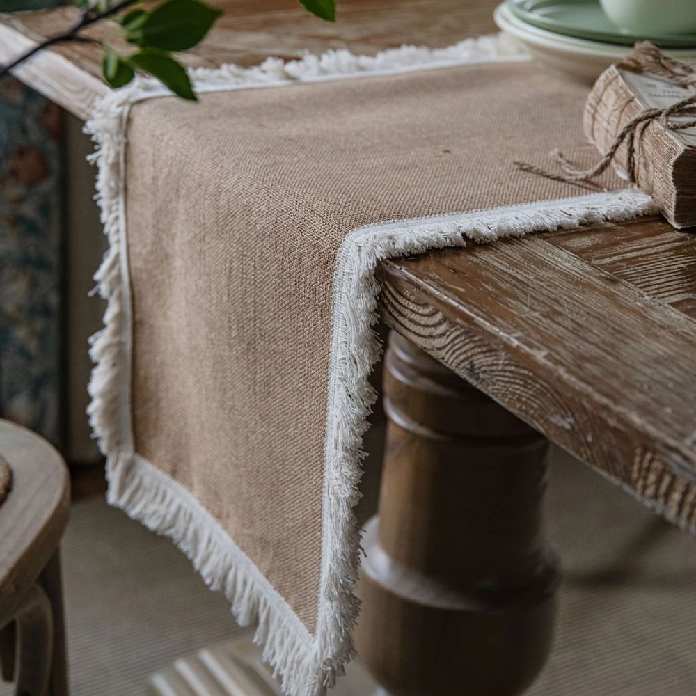 Léonie | Jute Table Runner for Kitchen or Dining Room