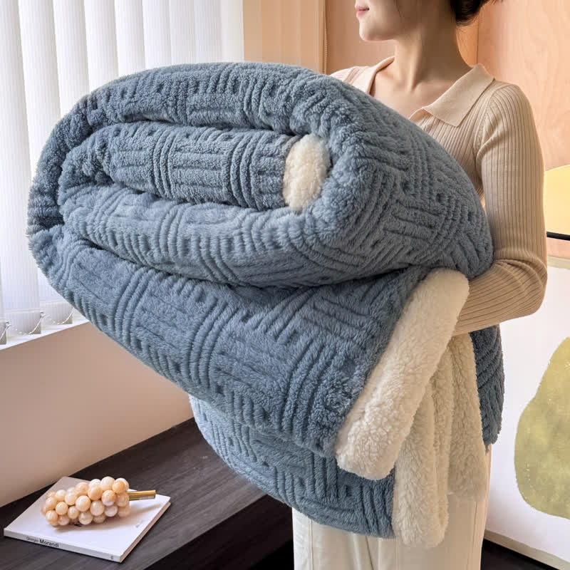 Birgit | Warm Weighted Blanket in Textured Fleece for Bedroom