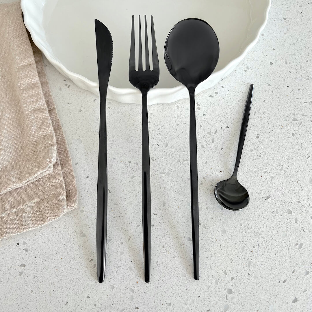 Torben | Stainless Steel Cutlery Set in Matte Black – 24 Piece for Contemporary Dining