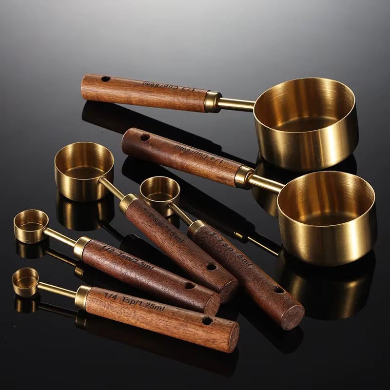 Margaux | 8-Piece Baking Set with Oak Handles for Kitchen Prep