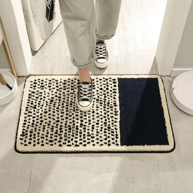 Disa | Modern Anti-Slip Bathroom Rug with Soft Polyester