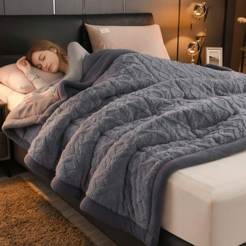 Umberto | Warm Weighted Blanket in Textured Fleece for Bedrooms