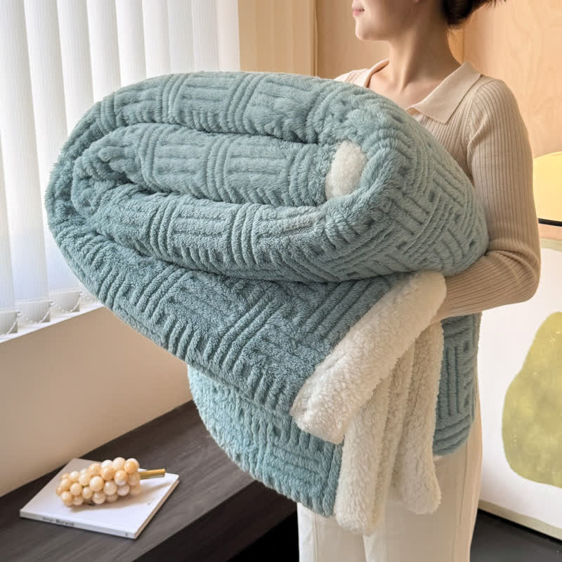 Birgit | Warm Weighted Blanket in Textured Fleece for Bedroom