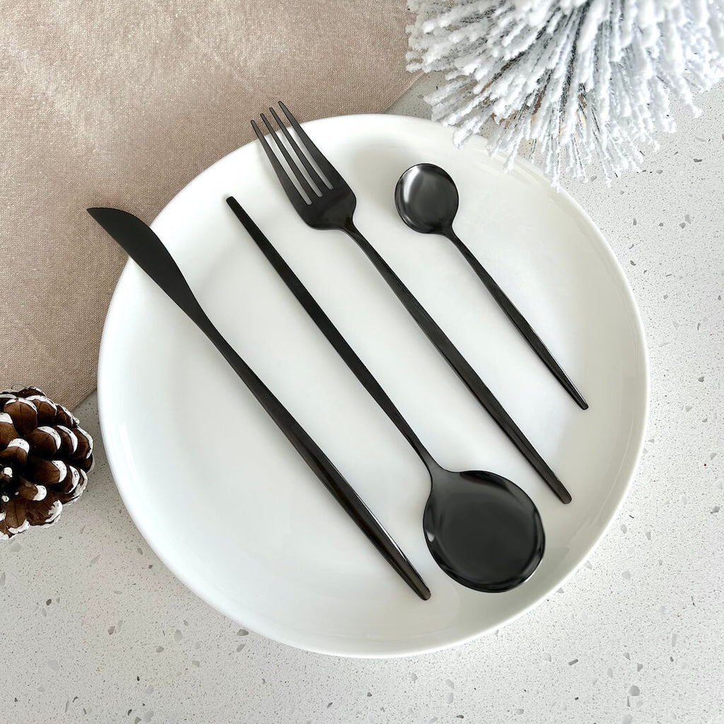 Torben | Stainless Steel Cutlery Set in Matte Black – 24 Piece for Contemporary Dining