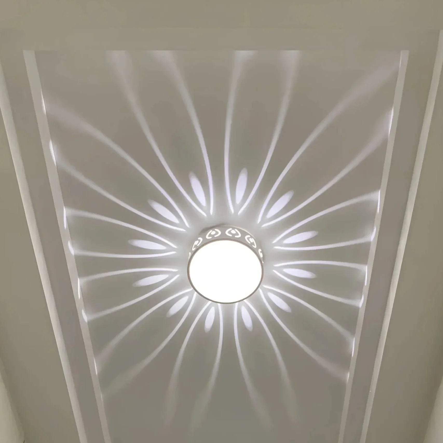 Aurelie | Elegant Ceiling Lamp for Contemporary Living Spaces