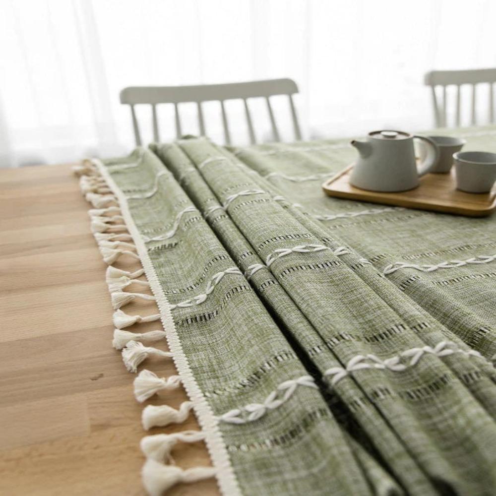 Stripes that create visual order