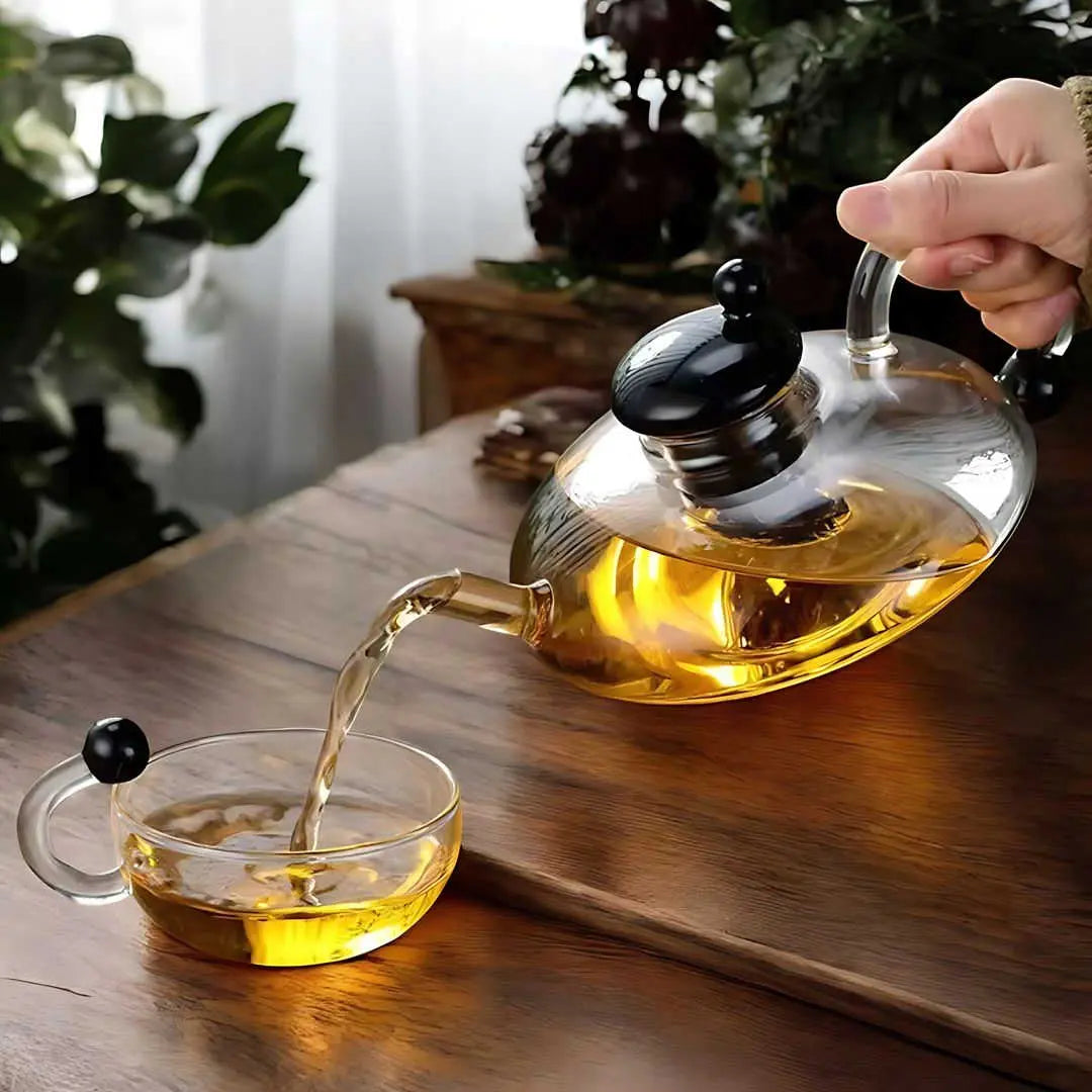 Heat-resistant glass that never clouds