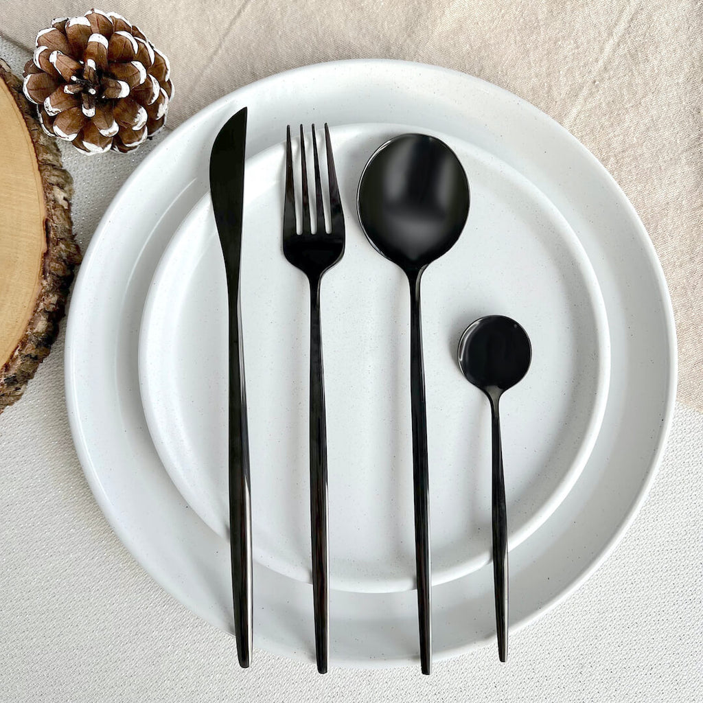 Torben | Stainless Steel Cutlery Set in Matte Black – 24 Piece for Contemporary Dining
