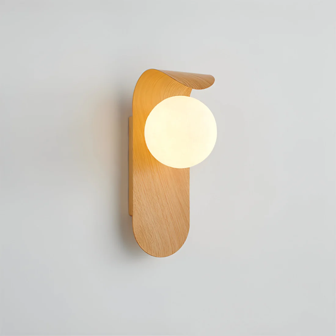 Icar | Scandinavian Wall Light in Natural Wood with Warm Glow