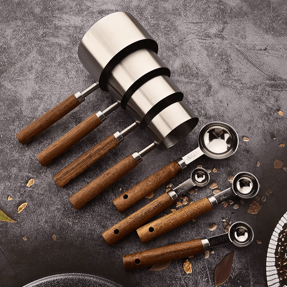 Margaux | 8-Piece Baking Set with Oak Handles for Kitchen Prep