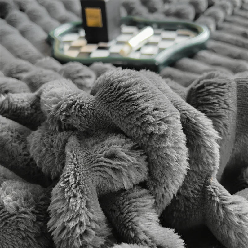 Maja | Warm Weighted Blanket for Bedroom or Living Room