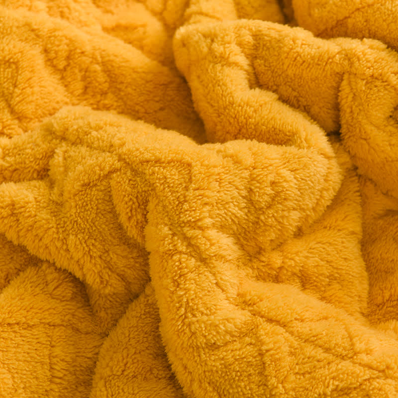 Umberto | Warm Weighted Blanket in Textured Fleece for Bedrooms