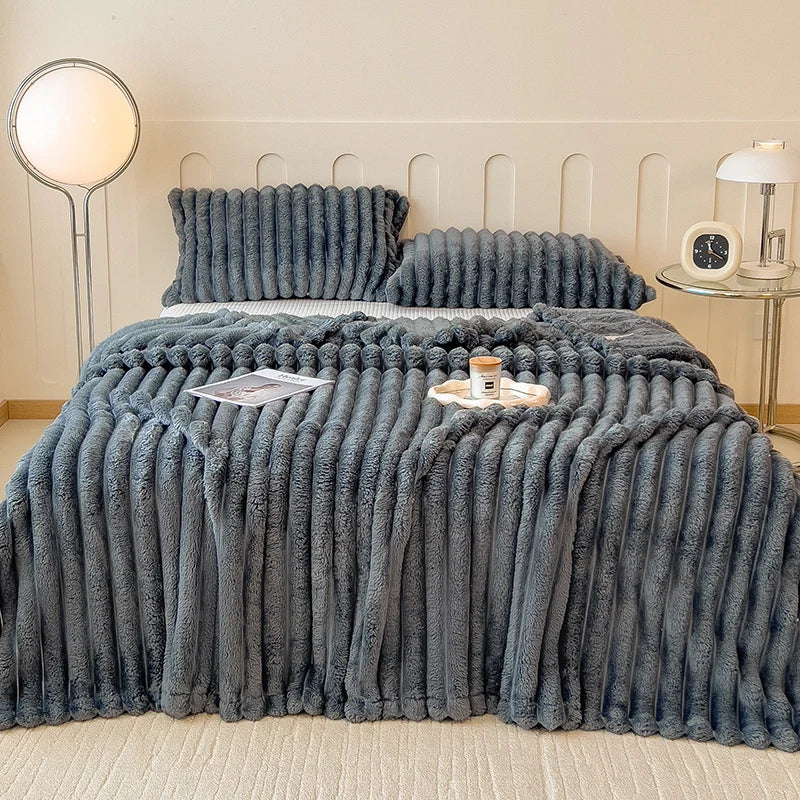 Ilaria | Warm Weighted Blanket in Flannel for Autumn Evenings