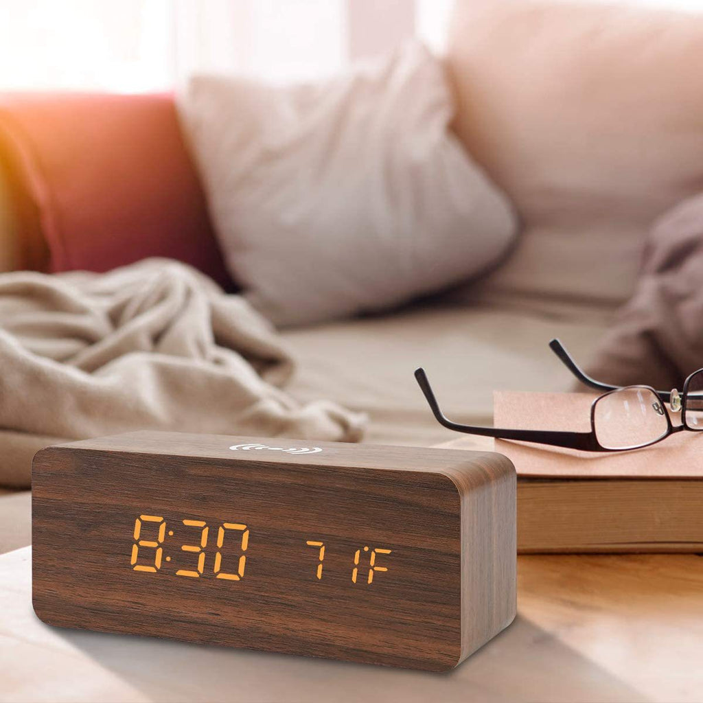 Stellan | Digital Alarm Clock with Temperature Display and Wireless Charger for Bedroom