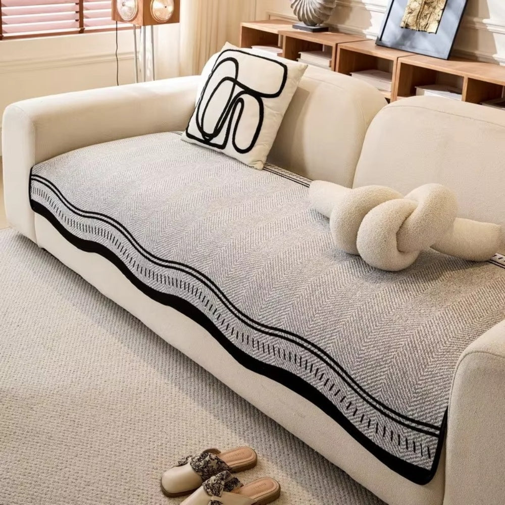 Solange | Sofa Cover for Animals with Anti-Slip Wave Design