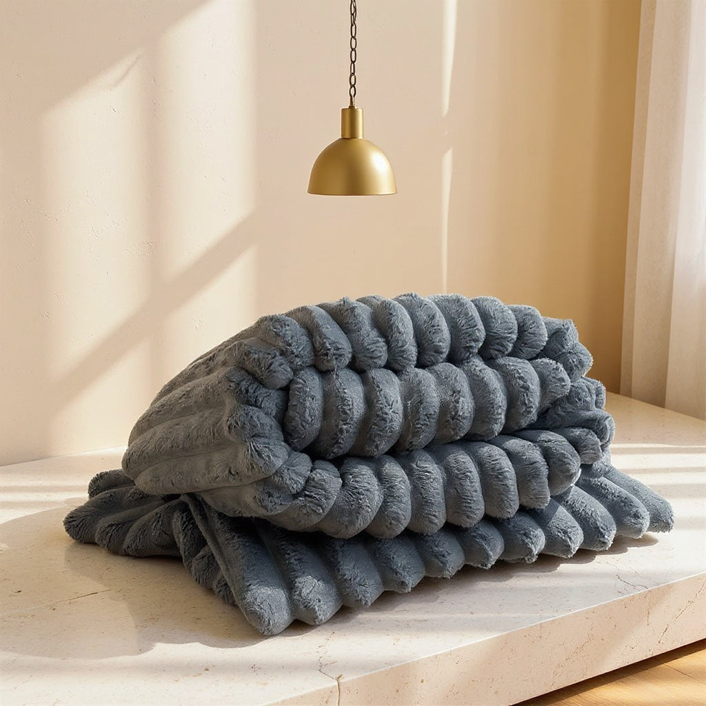 Maja | Warm Weighted Blanket for Bedroom or Living Room