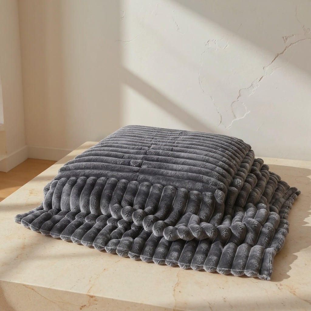 Saga | Warm Weighted Blanket for Winter Bedrooms