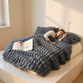 Ilaria | Warm Weighted Blanket in Flannel for Autumn Evenings