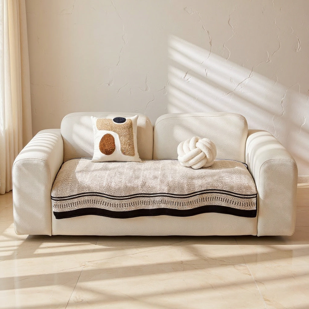Solange | Sofa Cover for Animals with Anti-Slip Wave Design